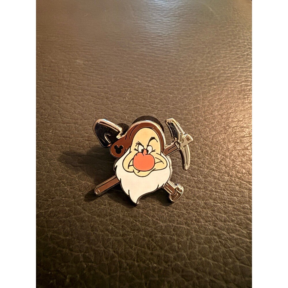 2014 Walt Disney World Hidden Mickey Series - The Seven Dwarfs - Grumpy